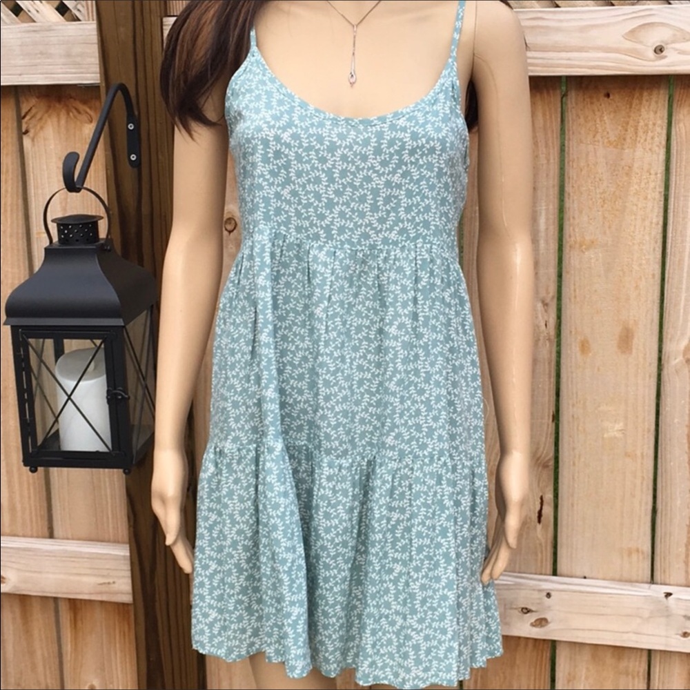 BEAUTIFUL PEASANT DRESS BLUE WITH TINY WHITE FLOWERS - Picture 4 of 6